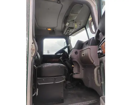 PETERBILT 388 Complete Vehicle