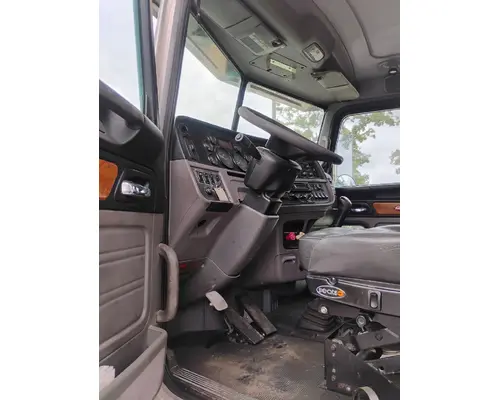 PETERBILT 388 Complete Vehicle