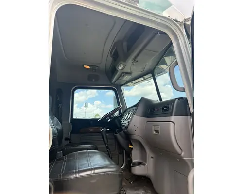 PETERBILT 388 Complete Vehicle