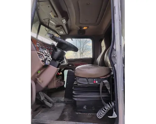 PETERBILT 388 Complete Vehicle