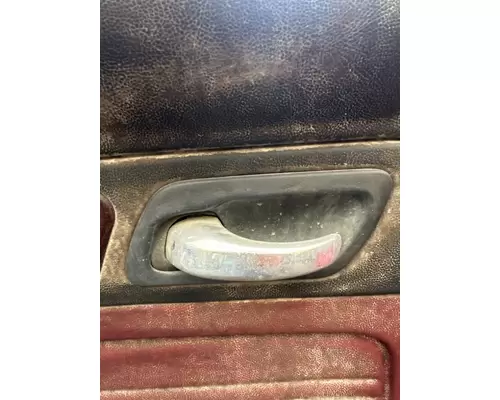 PETERBILT 388 Door Assembly, Front