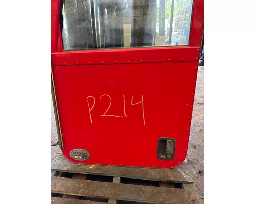 PETERBILT 388 Door Assembly, Front