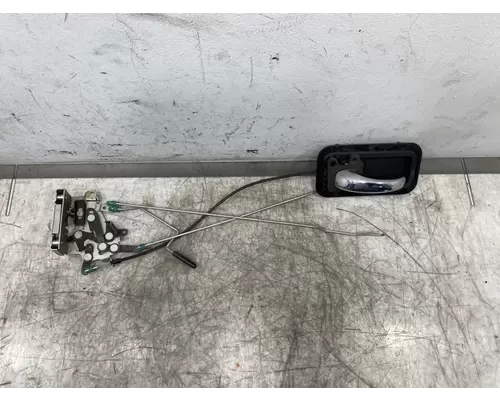 PETERBILT 388 Door Handle