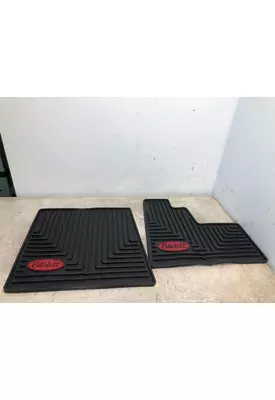 PETERBILT 388 Floor Mat