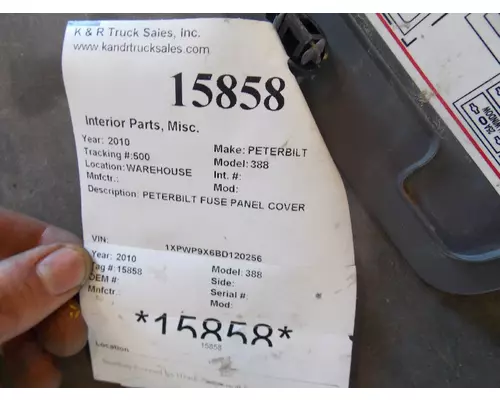 PETERBILT 388 Fuse Box