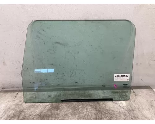 PETERBILT 388 Glass