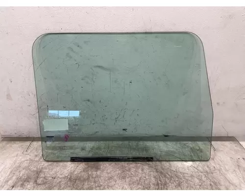 PETERBILT 388 Glass
