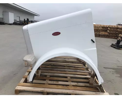 PETERBILT 388 Hood