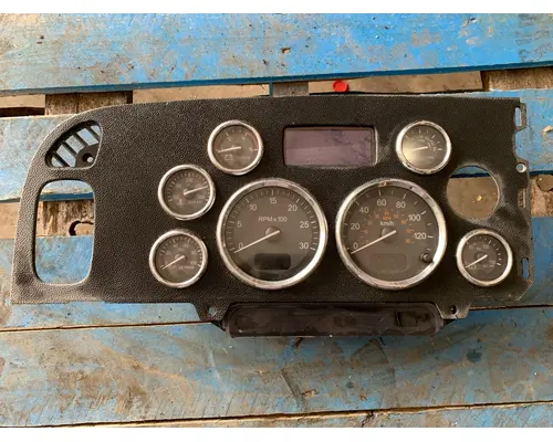 PETERBILT 388 Instrument Cluster