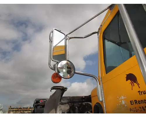 PETERBILT 388 Mirror (Side View)