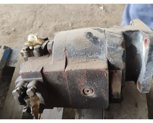 PETERBILT 388 PTO PUMP