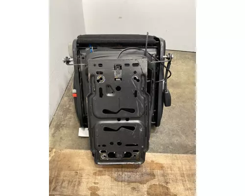 PETERBILT 388 Seat, Front