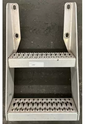 PETERBILT 388 Step