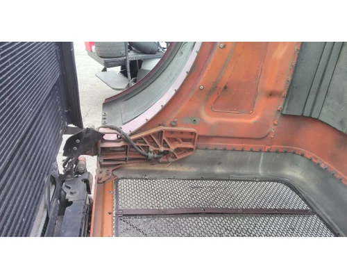 PETERBILT 388 WHOLE TRUCK FOR RESALE