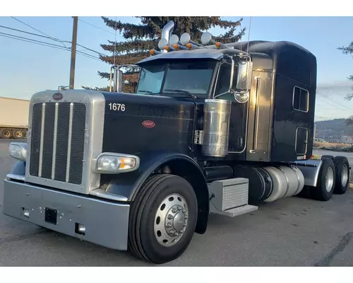 PETERBILT 389 Air Cleaner