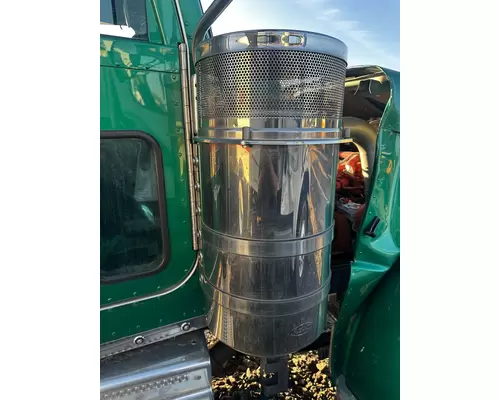 PETERBILT 389 Air Cleaner