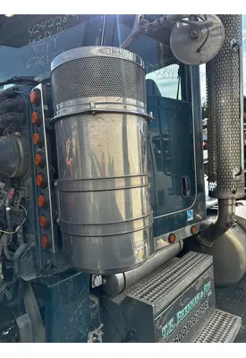 PETERBILT 389 Air Cleaner