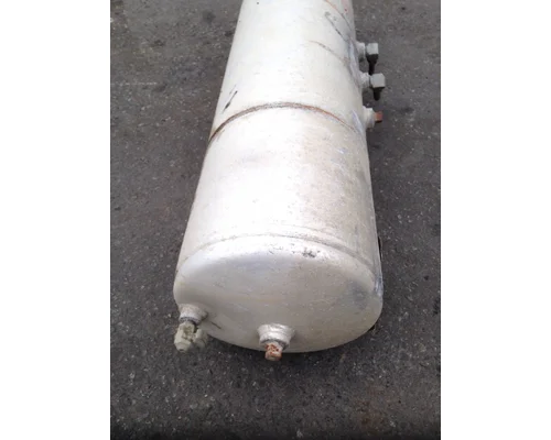 PETERBILT 389 Air Tank