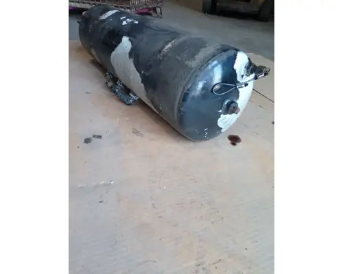 PETERBILT 389 Air Tank