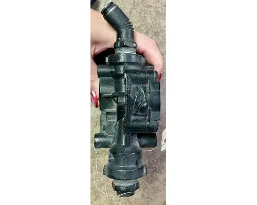 PETERBILT 389 AirBrake Relay Valve Assembly