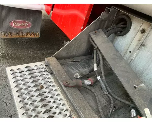 PETERBILT 389 Battery Box