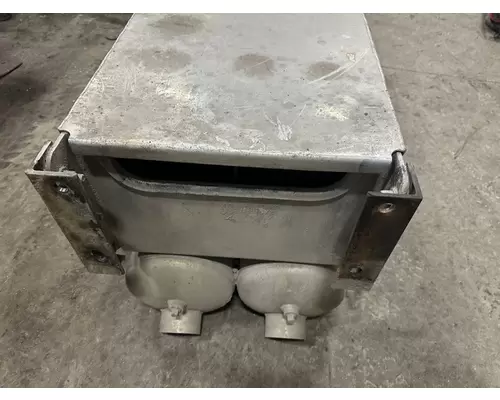 PETERBILT 389 Battery Box