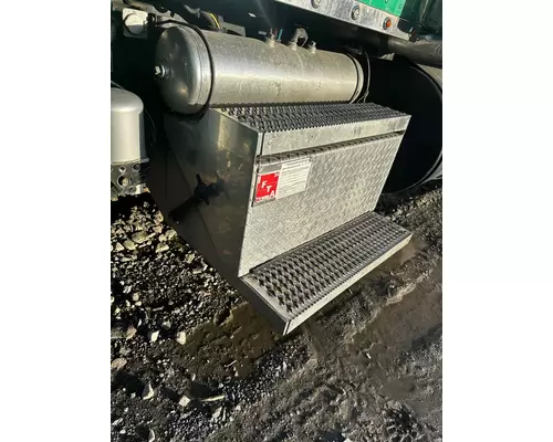 PETERBILT 389 Battery Box