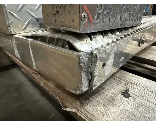 PETERBILT 389 Battery Box