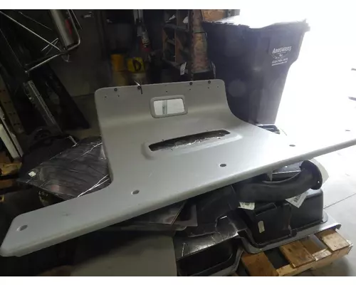 PETERBILT 389 Body Parts, Misc.