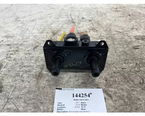 PETERBILT 389 Brake Valve (Air)