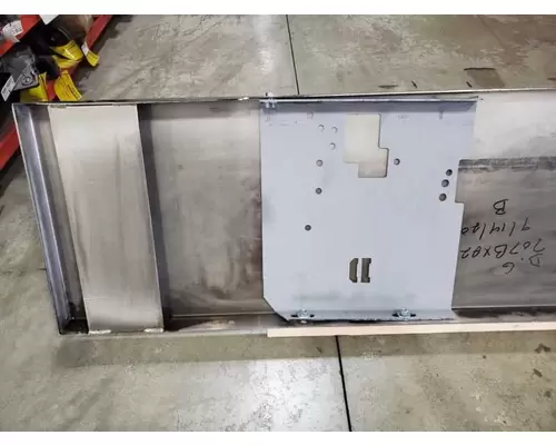 PETERBILT 389 Bumper Assembly, Front