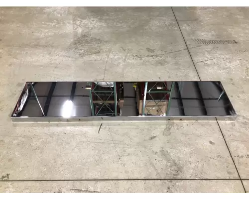 PETERBILT 389 Bumper Assembly, Front