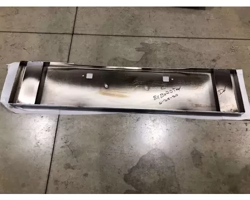 PETERBILT 389 Bumper Assembly, Front