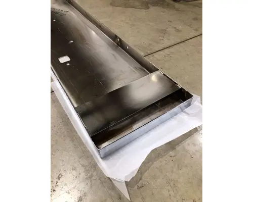 PETERBILT 389 Bumper Assembly, Front