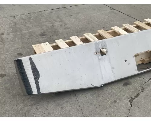 PETERBILT 389 Bumper Assembly, Front