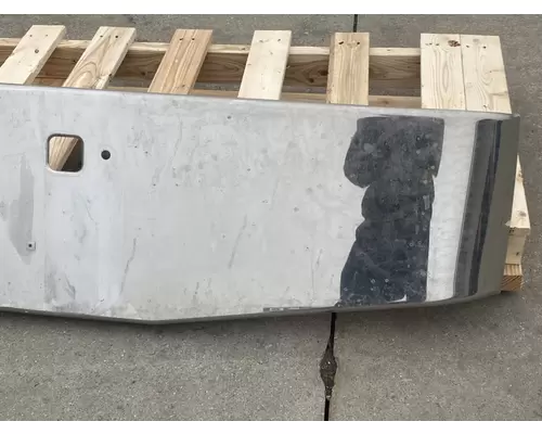 PETERBILT 389 Bumper Assembly, Front