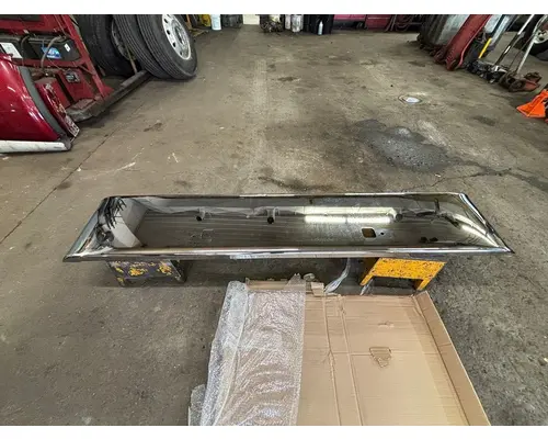 PETERBILT 389 Bumper Assembly, Front