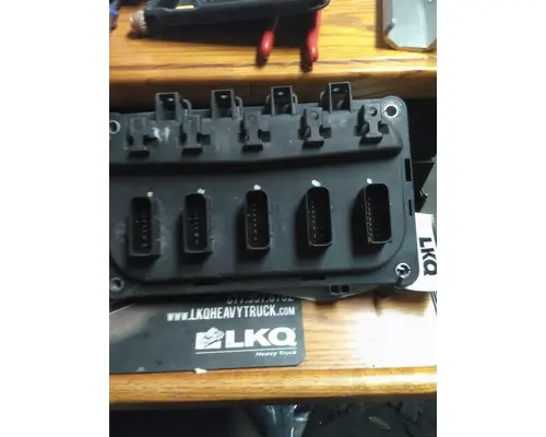 PETERBILT 389 CHASSIS CONTROL MODULE (CCM)