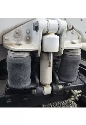 PETERBILT 389 Cab Suspension Assembly