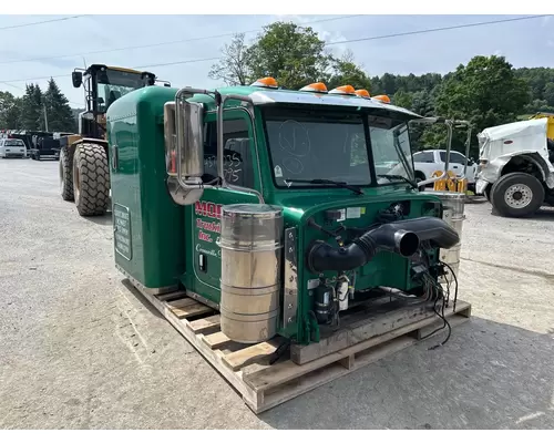 PETERBILT 389 Cab