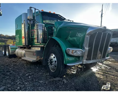 PETERBILT 389 Cab