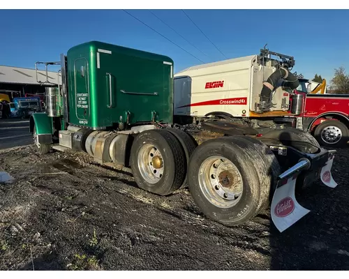 PETERBILT 389 Cab