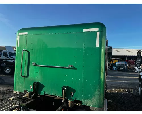 PETERBILT 389 Cab