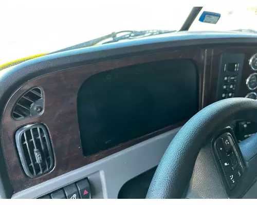 PETERBILT 389 Cab