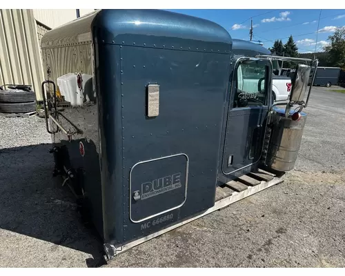 PETERBILT 389 Cab