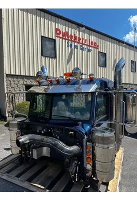 PETERBILT 389 Cab