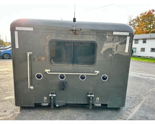 PETERBILT 389 Cab