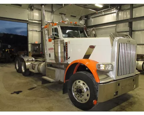 PETERBILT 389 Cab