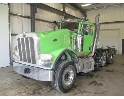 PETERBILT 389 Cab