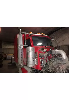 PETERBILT 389 Cab